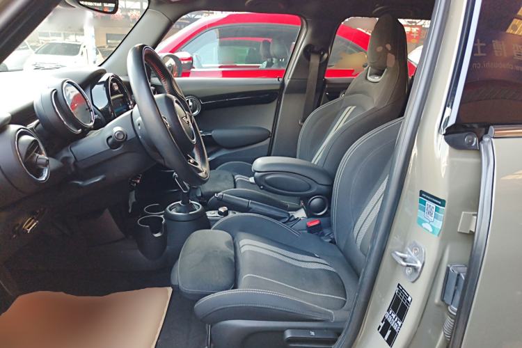 Used MINI MINI 2019 1.5T COOPER Racing Edition Five-Door Model