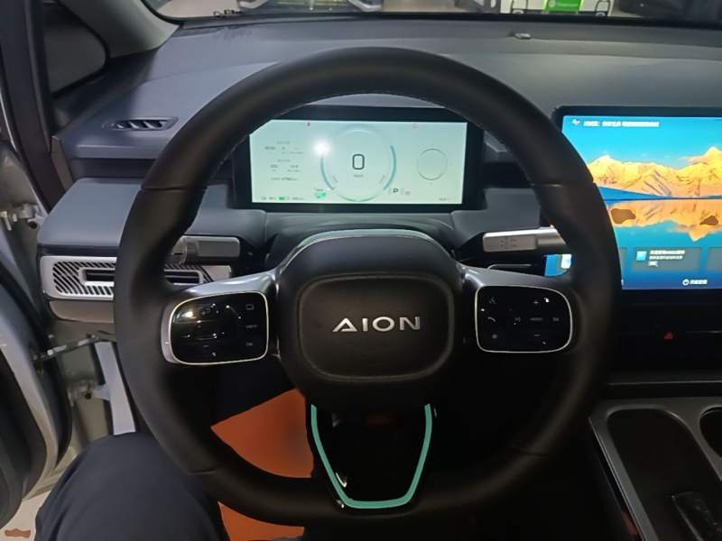 Used AION Y 2023 Younger — 10