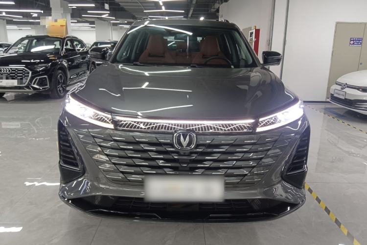 Used CHANGAN CS75 PLUS 2024 3rd Generation Champion Edition 1.5T Intelligent Drive Dynamic Model Front