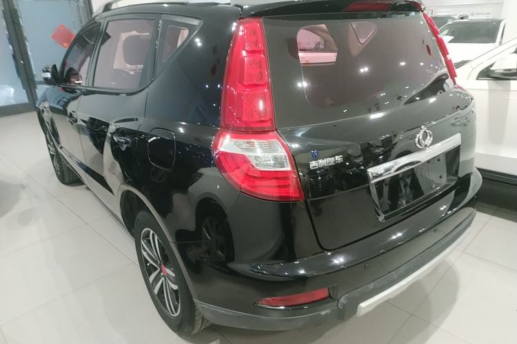 Used Geely Auto GX7 2015 Classic Edition 1.8L Manual Elite Model China V Standard
