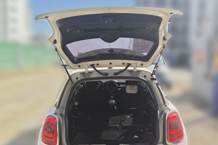 Used MINI 2016 1.5T COOPER Avant-Garde
