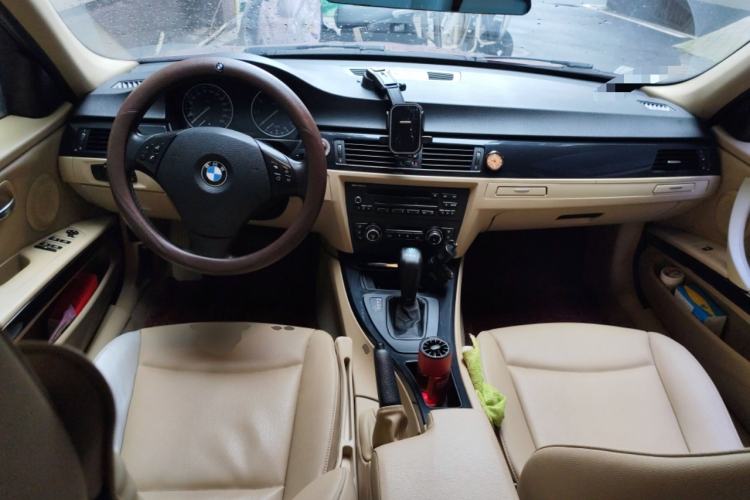 Used BMW 3 Series 2012 318i Leading Model
