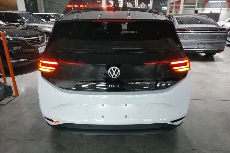 Used Volkswagen ID.3 2022 Active Pure Intelligent Enjoyment Edition
