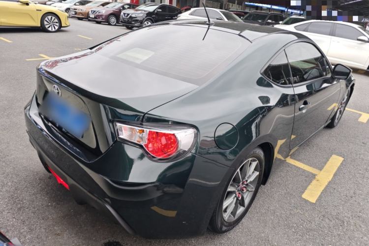 Used Toyota 86 2013 2.0L Automatic Luxury Version
