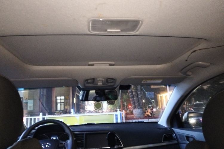 Used Hyundai Elantra (6th Generation / Lingdong) 2016 1.6L Automatic ZhiXuan – Elite Version Headliner