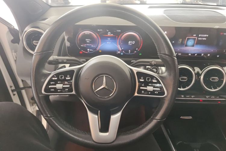 Used Mercedes-Benz GLB 2020 GLB 180 Fashion Model
