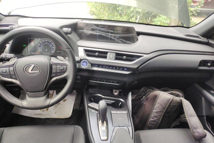Used Lexus UX New Energy 2020 300e Pure·Joy Edition Interior 2