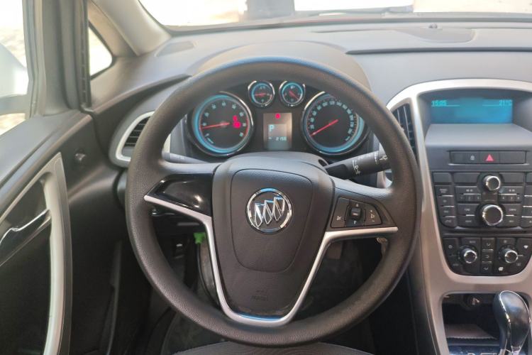 Used Buick GT 2013 XT 1.6L Automatic Fashion Edition
