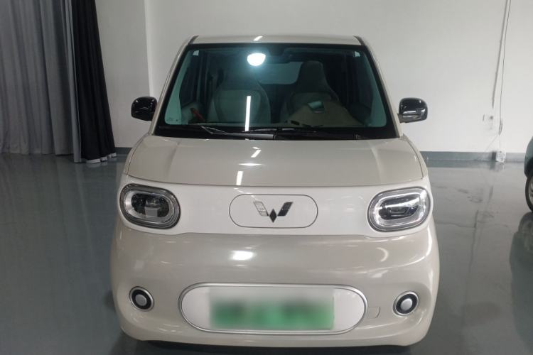 Used Wuling Hongguang MINIEV 2024 3rd Generation 215km Youth Edition Front