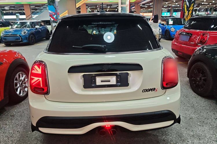 Used MINI MINI 2022 2.0T COOPER S Artist Five-Door Edition