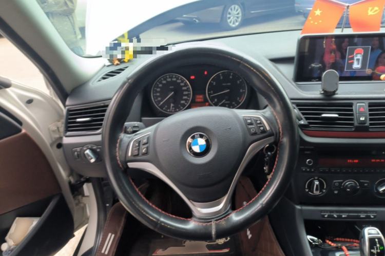 Used BMW X1 2015 sDrive18i Fashion Upgrade Edition Steering Wheel