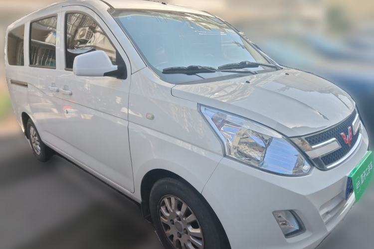 Used Wuling Rongguang V 2016 1.5L Standard Version

