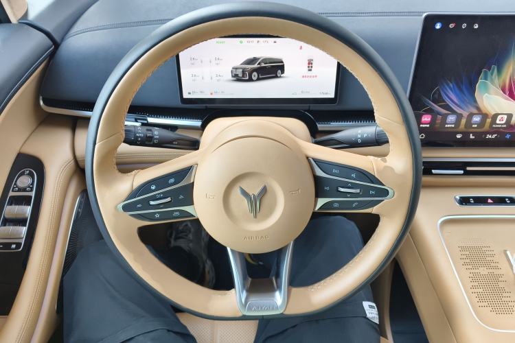 Used VOYAH Dream 2025 PHEV Four-Wheel-Drive Flagship Version – Qiankun Edition