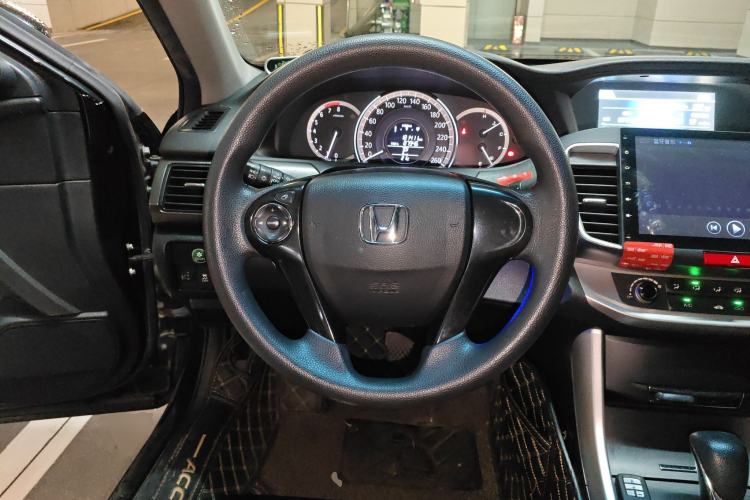 Used Honda Accord 2015 2.0L LX Comfort Edition