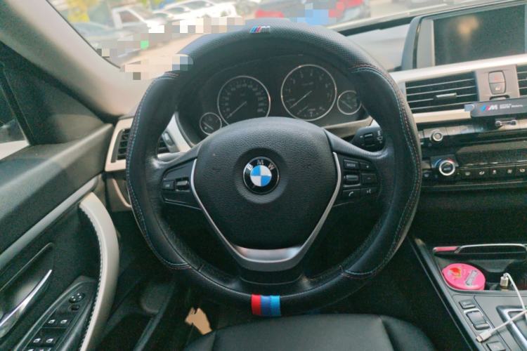 Used BMW 3 Series GT 2016 320i Fashion Model
