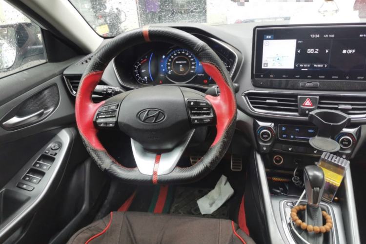 Used Hyundai Lafesta 2019 280TGDi Smart Speed Version China VI Standard Steering Wheel