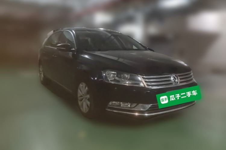 Used Volkswagen Magotan 2015 1.8TSI Advanced Model Front Right 45 Deg