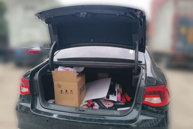 Used GAC Trumpchi GA8 2017 320T Smart Edition Trunk