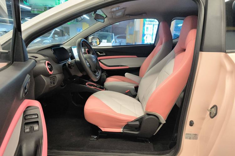 Used Chery New Energy Little Ant 2022 Revised Version Sweet Pink Edition Half-Sugar Version Lithium Iron Phosphate 30.7 kWh 30 kW 301 km