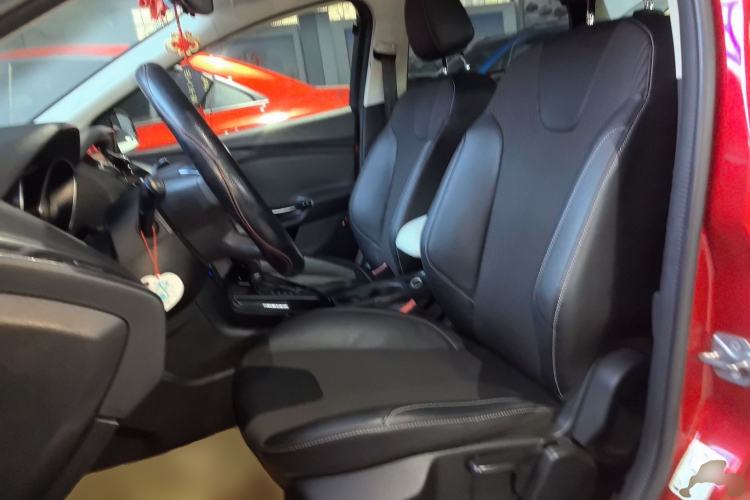 Used Ford Focus 2012 Hatchback 1.6L Automatic Fashion Edition Left Front Seat