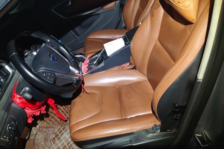 Used Volvo S60 2014 S60L 2.0T Zhiyuan Edition