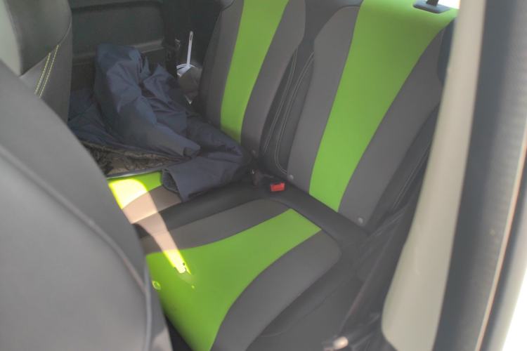 Used Roewe Clever 2021 302 km New Four-Seater Super-Efficient Version
