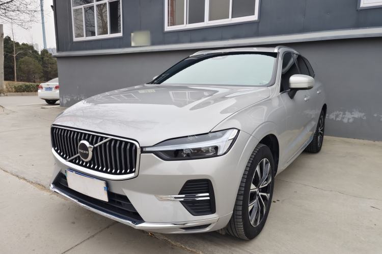 Used Volvo XC60 2023 B5 4x4 Smart Luxury Edition