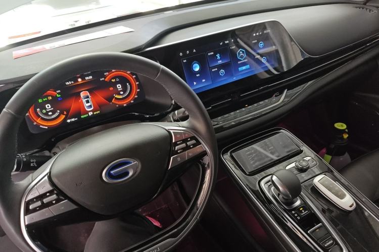 Used AION S 2019 Max 630 Center Console