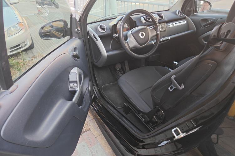 Used smart fortwo 2013 1.0 MHD New Year Special Edition
