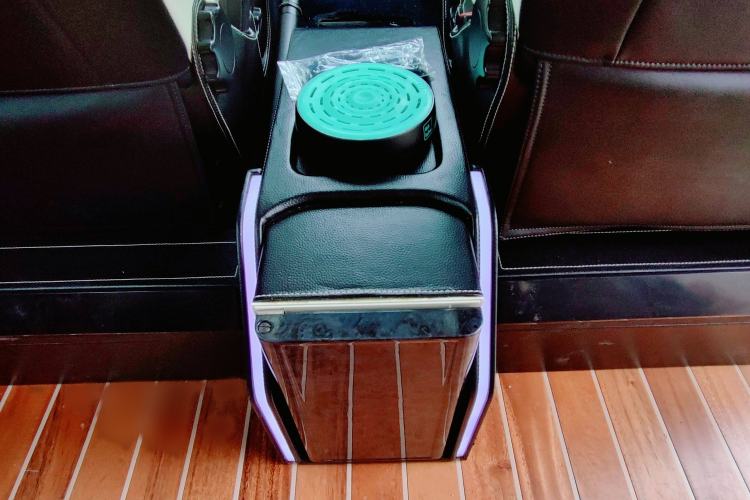 Used Volkswagen Caravelle 2014 2.0 TSI Four-Wheel Drive Comfort Edition
