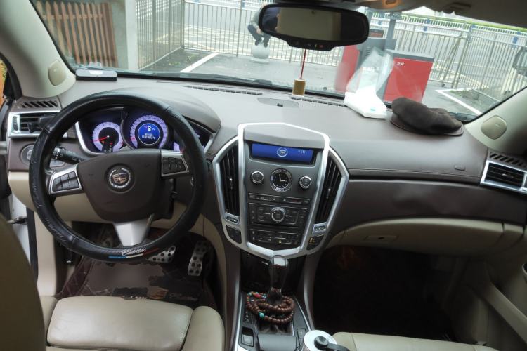 Used Cadillac SRX 2012 3.0L Elite Edition Center Console