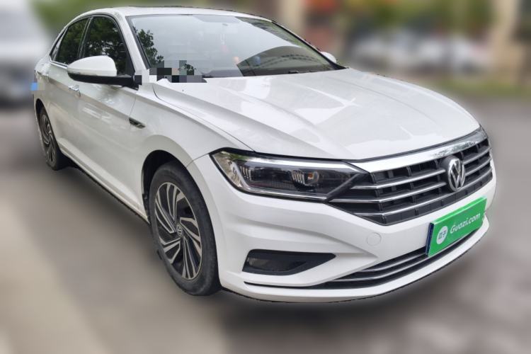 Used Volkswagen Sagitar 2022 280TSI DSG Excellence Edition Front Right 45 Deg