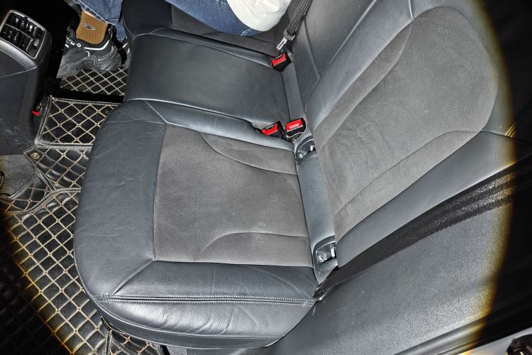 Used Audi Q3 2017 35 TFSI Fashion Model Interior 4