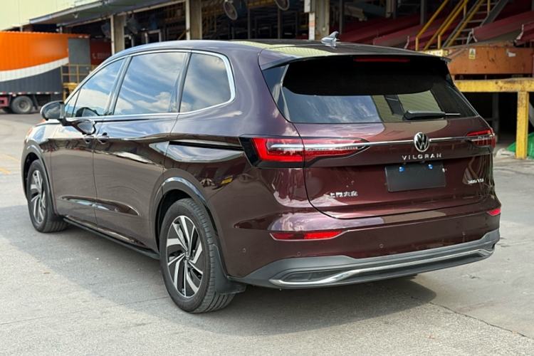 Used Volkswagen Viloran 2022 380TSI Luxury Edition