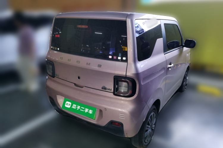 Used Geely Galaxy Panda 2023 Panda Mini 200km Endurance Bear
