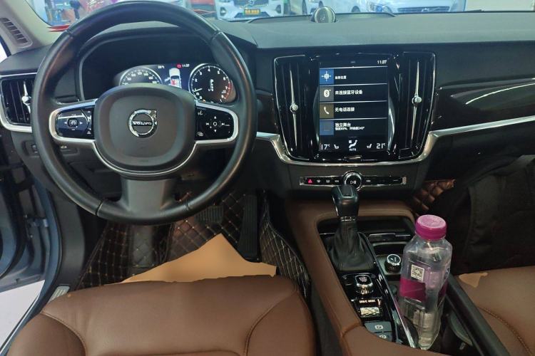 Used Volvo S90 2018 T4 Zhiyuan Edition