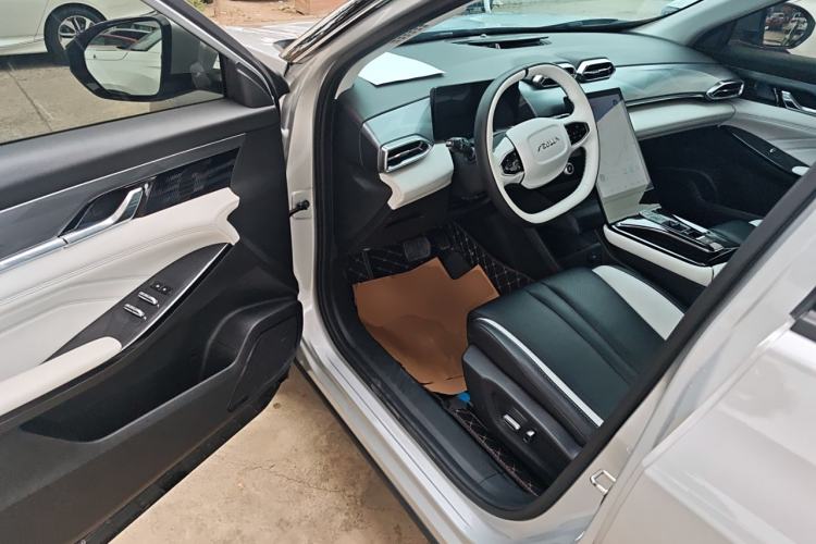 Used Dongfeng Aeolus Mage 2023 DH-i 1.5T Prestige Edition