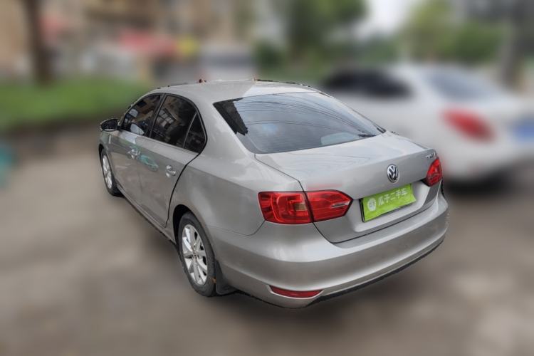 Used Volkswagen Sagitar 2012 1.6L Manual Comfort Model
