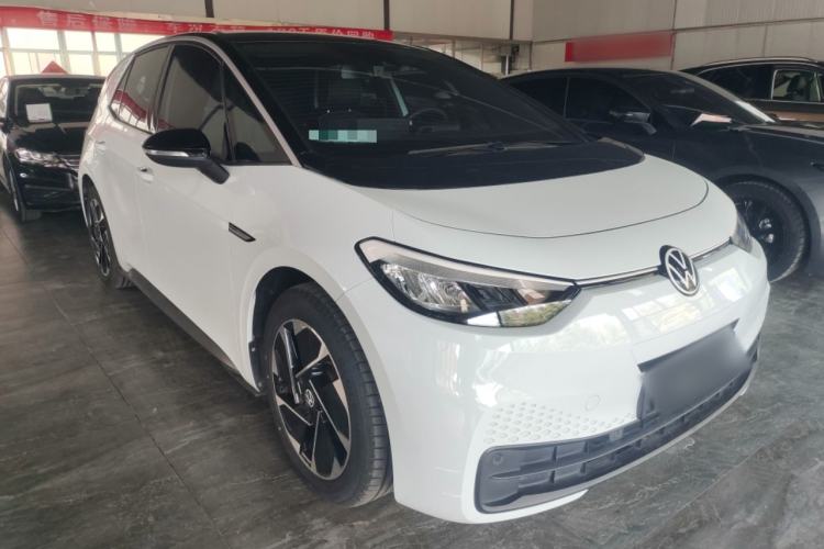 Used Volkswagen ID.3 2023 Upgraded Model Pure Intelligent Enjoyment Version Front Right 45 Deg