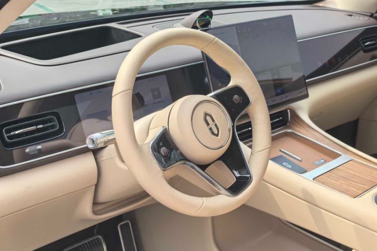 Used Hima AITO M7 2026 Model Range-Extending Ultra All-Wheel Drive 6-Seater Version Interior 11