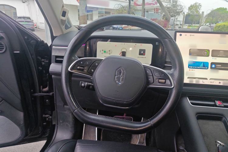 Used Hima AITO M5 2022 Extended-Range Four-Wheel Drive Ultimate Edition Steering Wheel