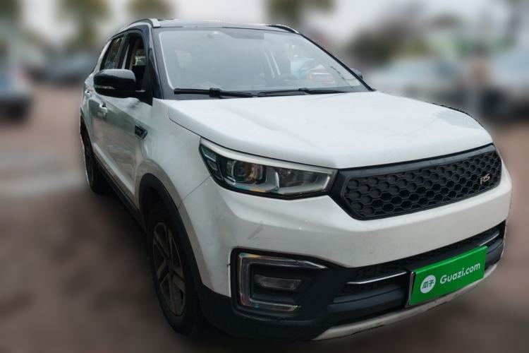 Used Changan CS55 2019 1.5T Manual Colorful Model China VI Standard
