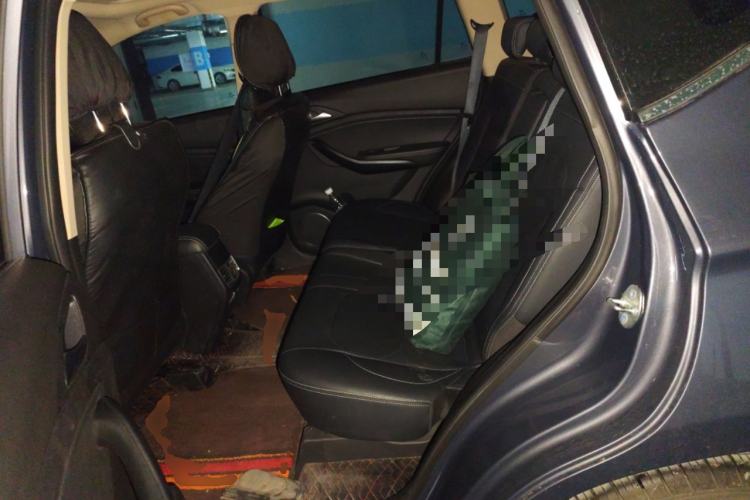 Used BYD Song 2021 Classic Edition 1.5T Automatic Elite Model Left Rear Seat