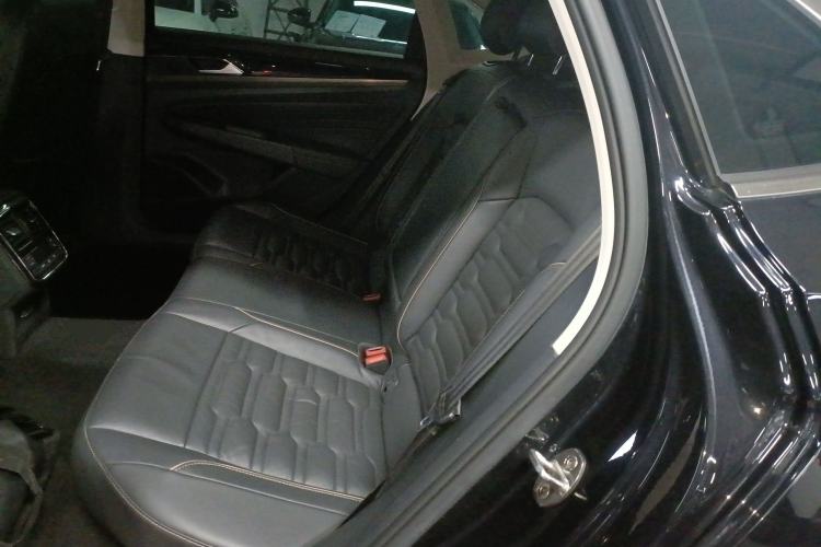 Used Volkswagen Passat 2019 330TSI Elite Edition China VI