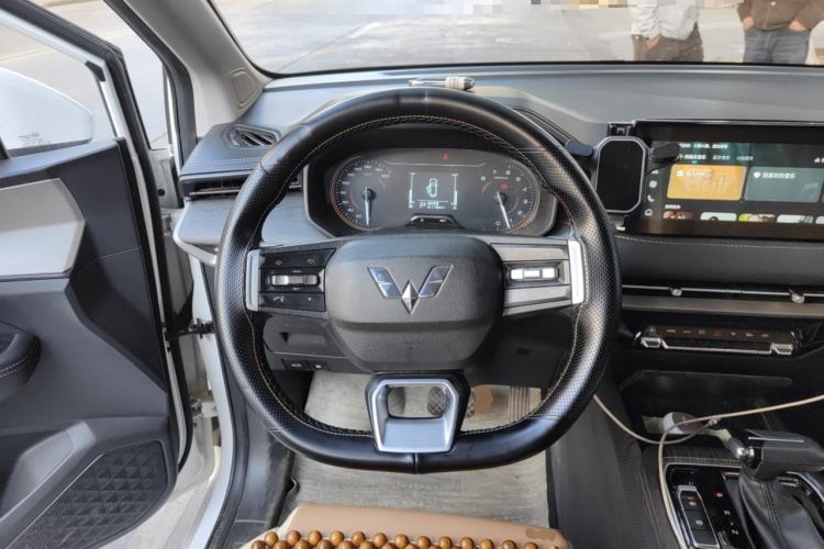 Used Wuling Jiachen 2022 1.5T CVT Smart Luxury Version Steering Wheel