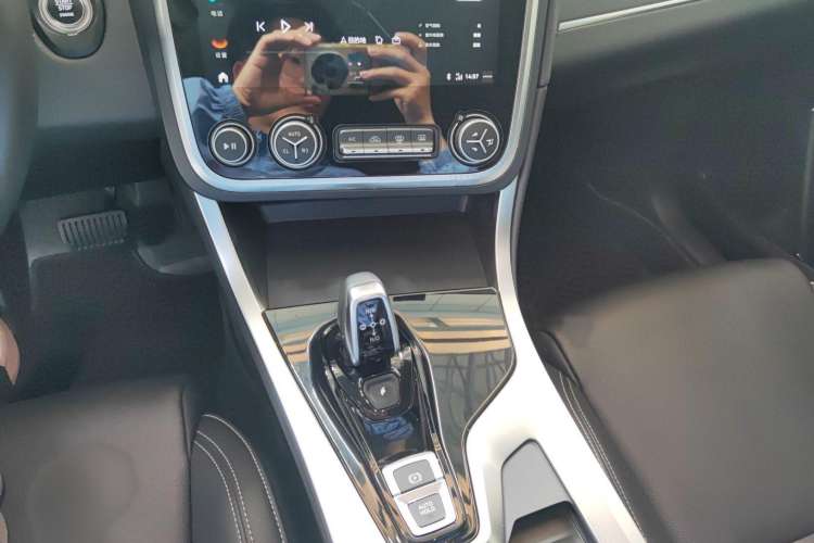 Used Lynk & Co 01 2020 2.0T Two-Wheel Drive Pure Pro Version China VI Standard