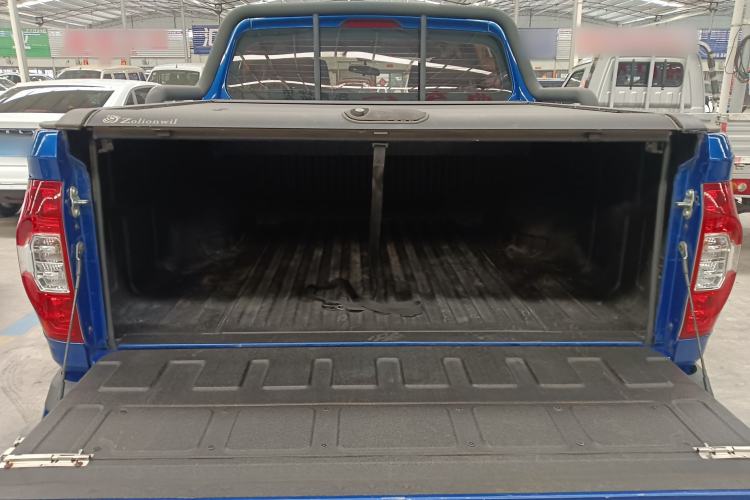 Used SAIC MAXUS T60 2017 2.0T Gasoline Automatic Two-Wheel Drive High-Ride Elite Standard Cabin