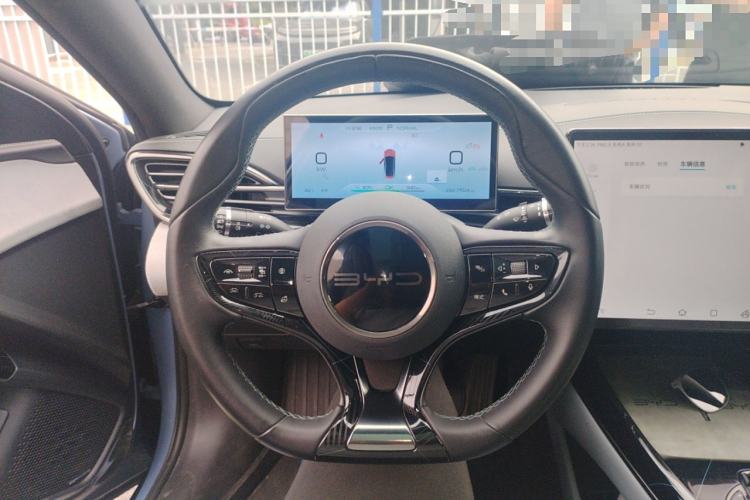 Used BYD Seal 2022 550 km Standard Range Rear-Wheel Drive Prestige Version
