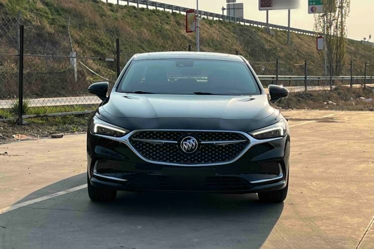Used Buick LaCrosse 2022 Avenir Avia First Edition Exterior 5