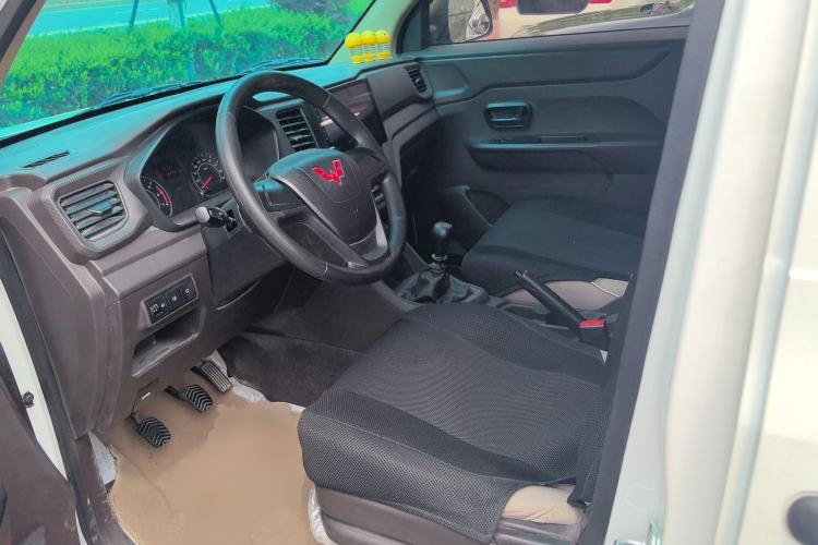 Used Wuling Hongguang V 2022 1.5L Jingqu Version Hydraulic Power Steering LAR Left Front Seat